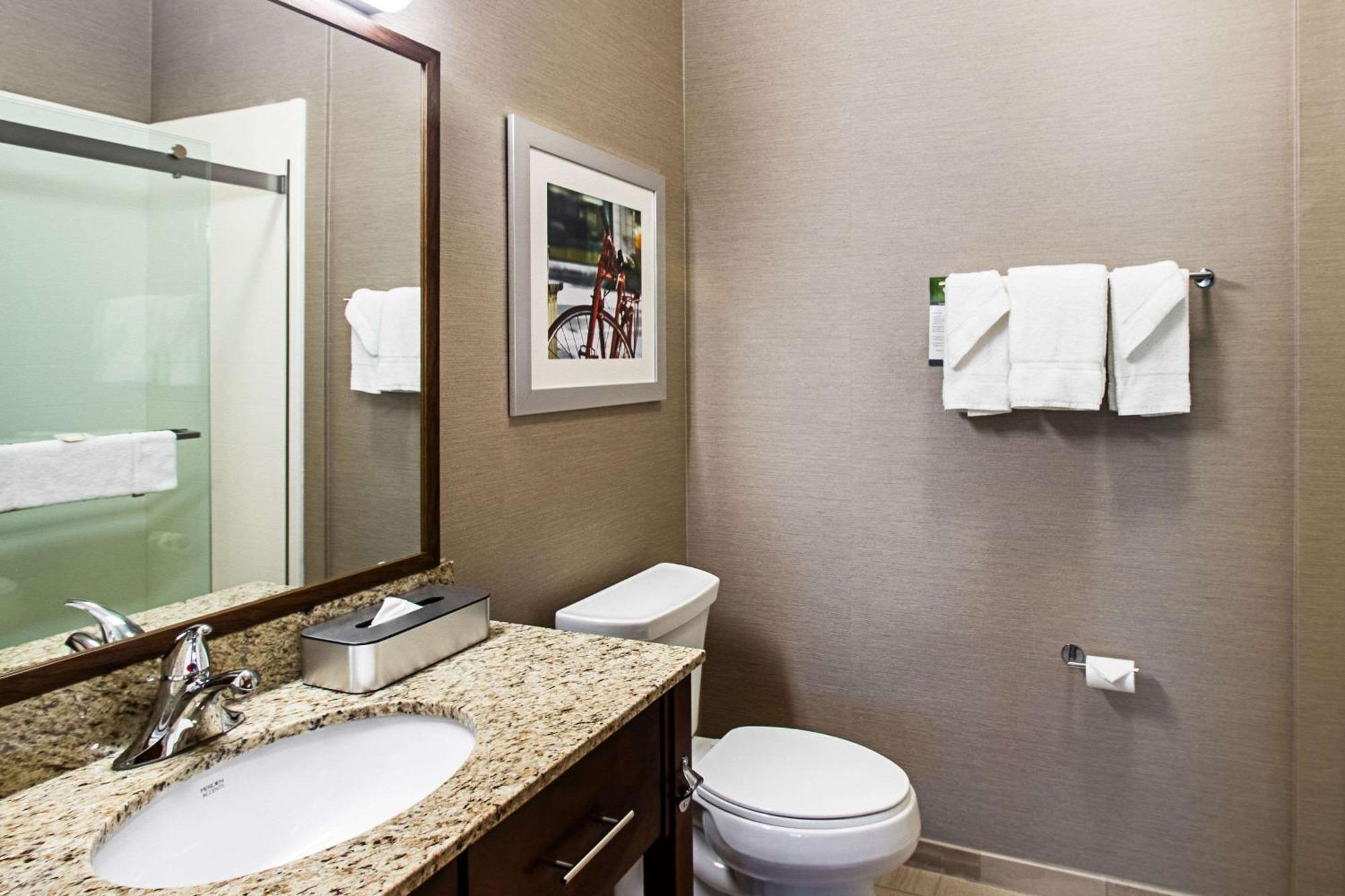 Mainstay Suites Madison - Monona Экстерьер фото