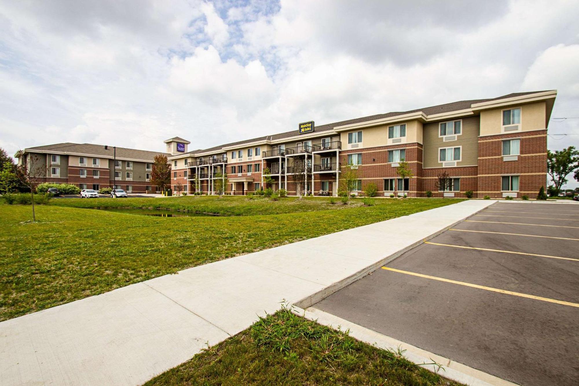 Mainstay Suites Madison - Monona Экстерьер фото