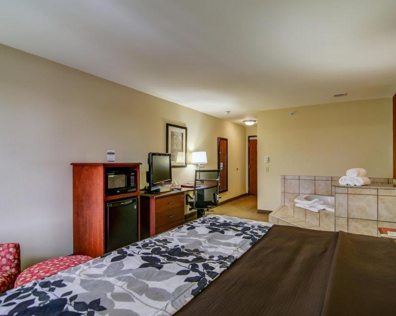 Mainstay Suites Madison - Monona Экстерьер фото